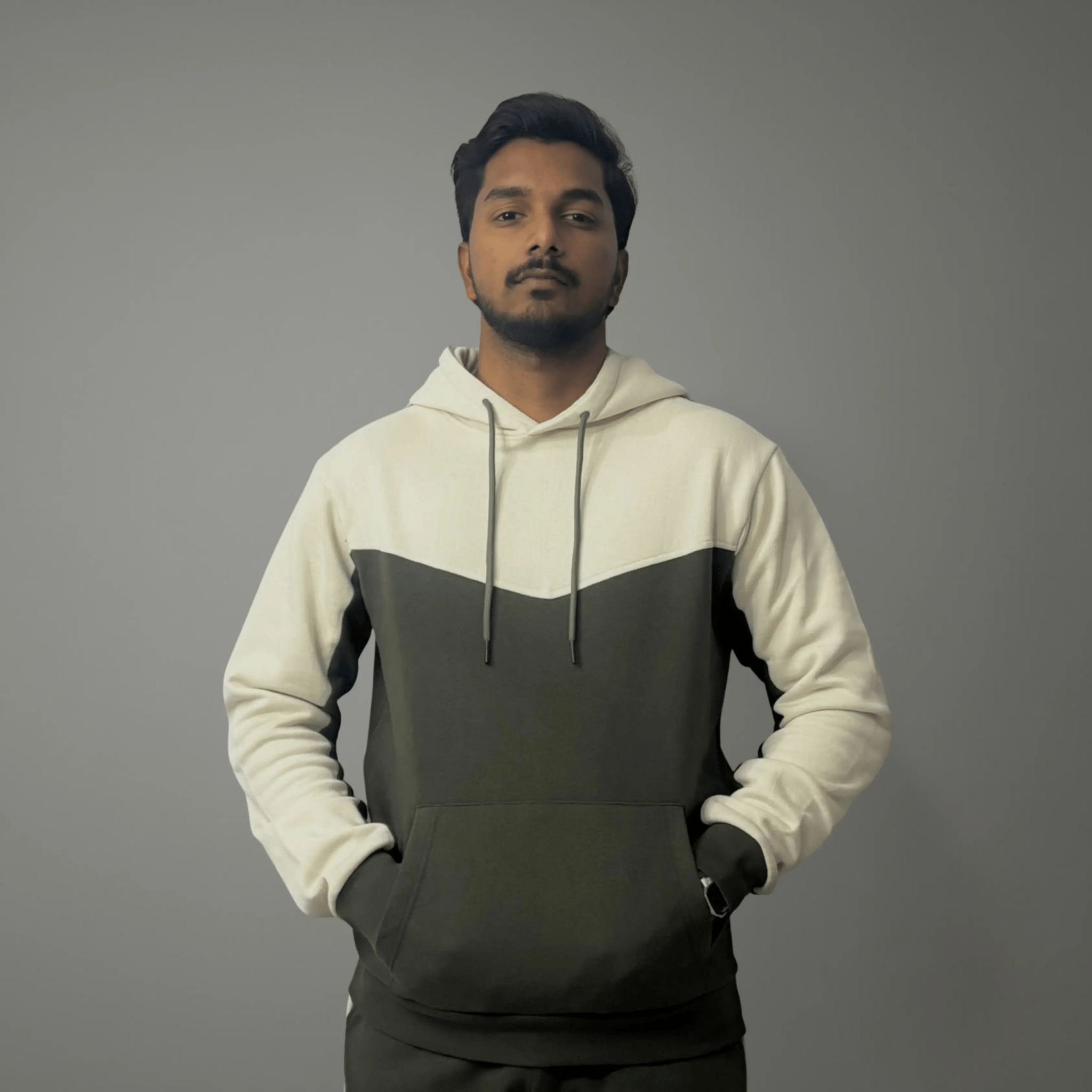 "Dynamic Duo" Contrast Hoodie - Iradah